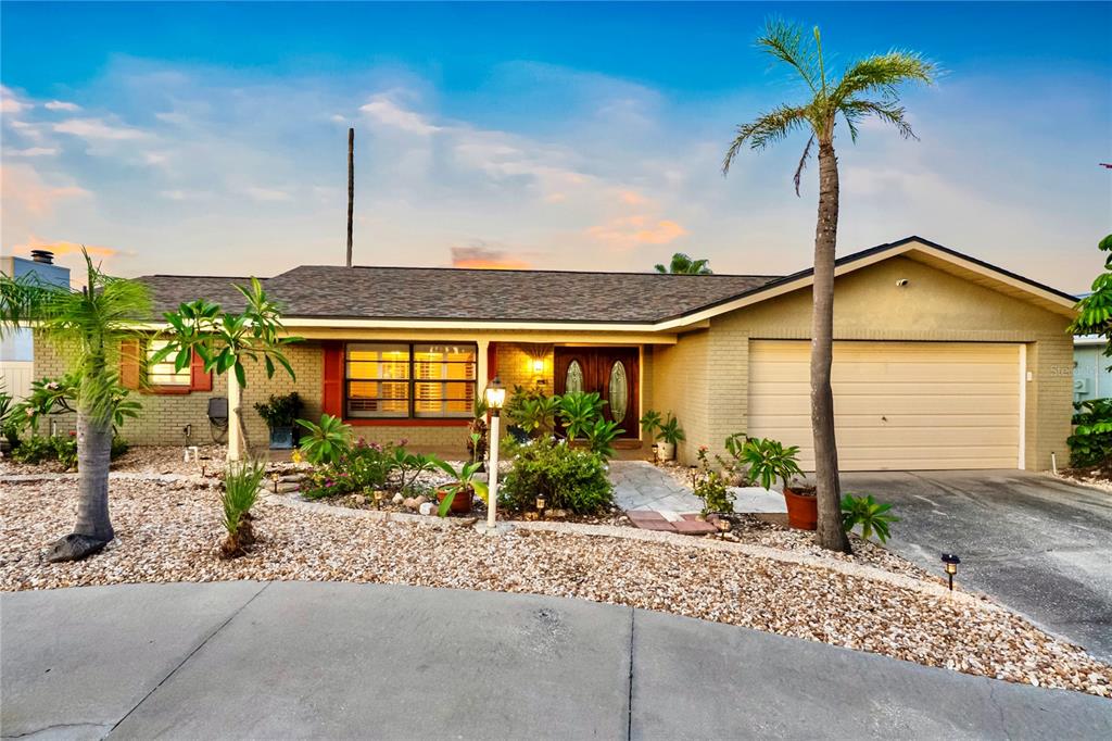 727 Flamingo Drive Apollo Beach, FL 33572 - Photo 11 of 58