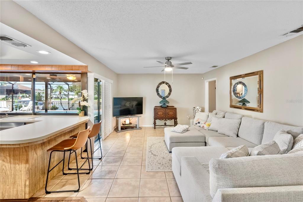 727 Flamingo Drive Apollo Beach, FL 33572 - Photo 17 of 58