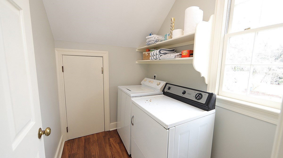 2319 Hales Road Raleigh, NC 27608 - Photo 15 of 20 Photo 15