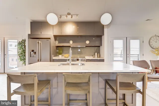 $5,400 | 1871 Corcoran Street Northeast, Unit 1871B, Washington, DC 20002