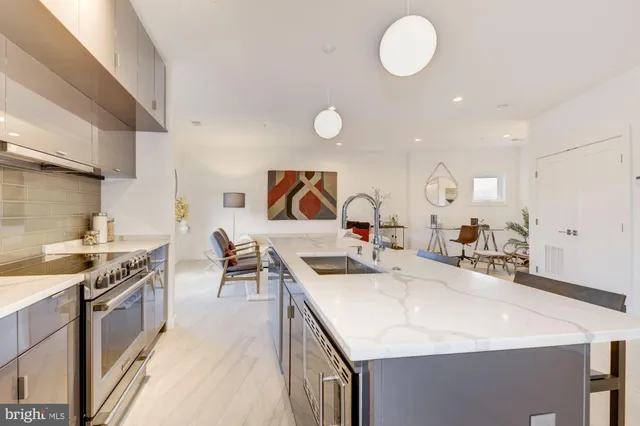 $5,400 | 1871 Corcoran Street Northeast, Unit 1871B, Washington, DC 20002