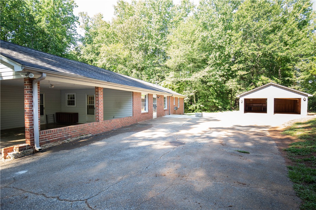 116 Cherokee Road Easley, SC 29642 - Photo 15 of 24 Gallery Image 15