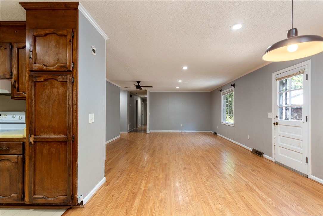 116 Cherokee Road Easley, SC 29642 - Photo 3 of 24 Gallery Image 3