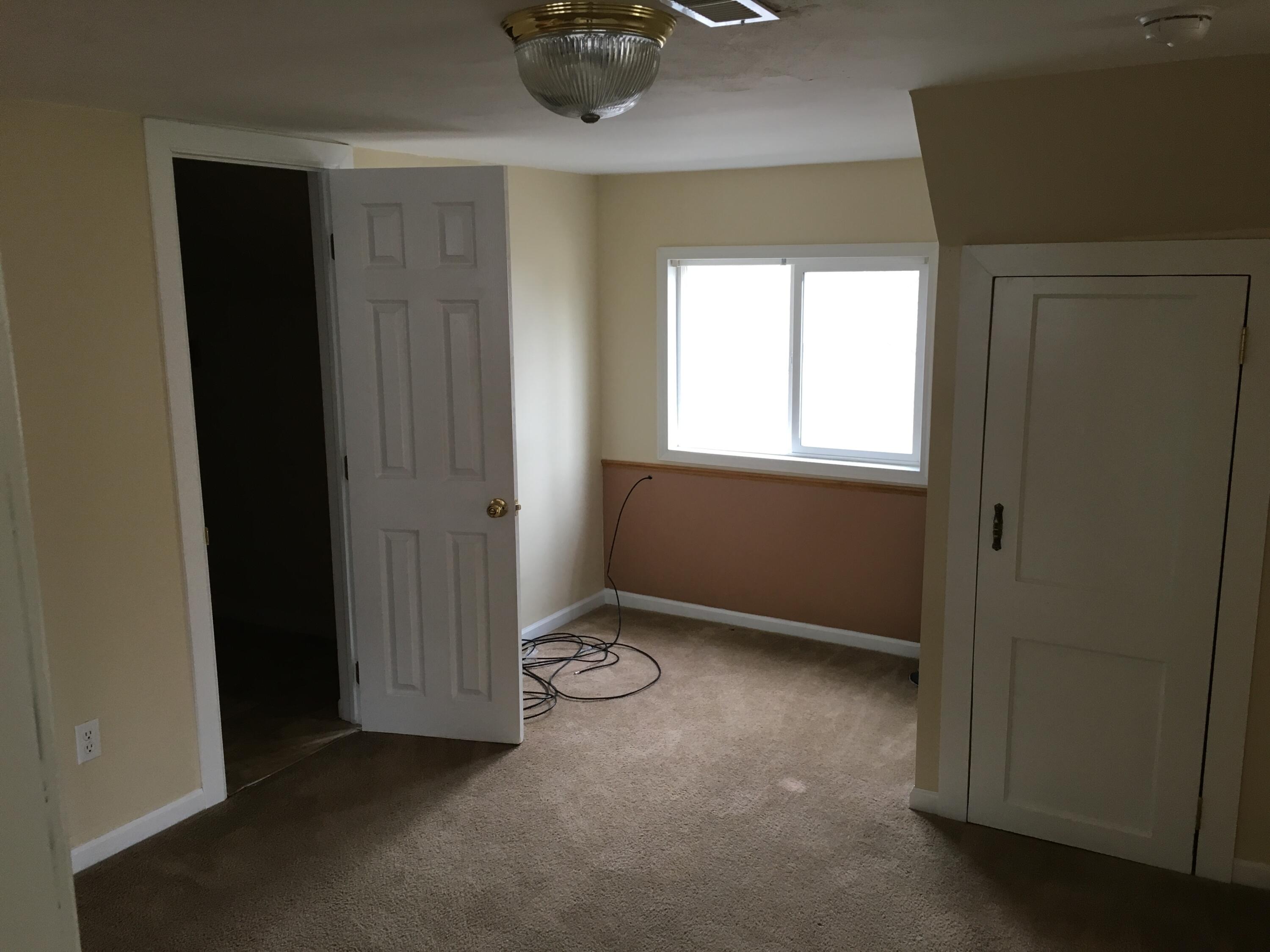 930 West Poplar Street Springfield, MO 65802 - Photo 11 of 15 Poplar C-bedroom