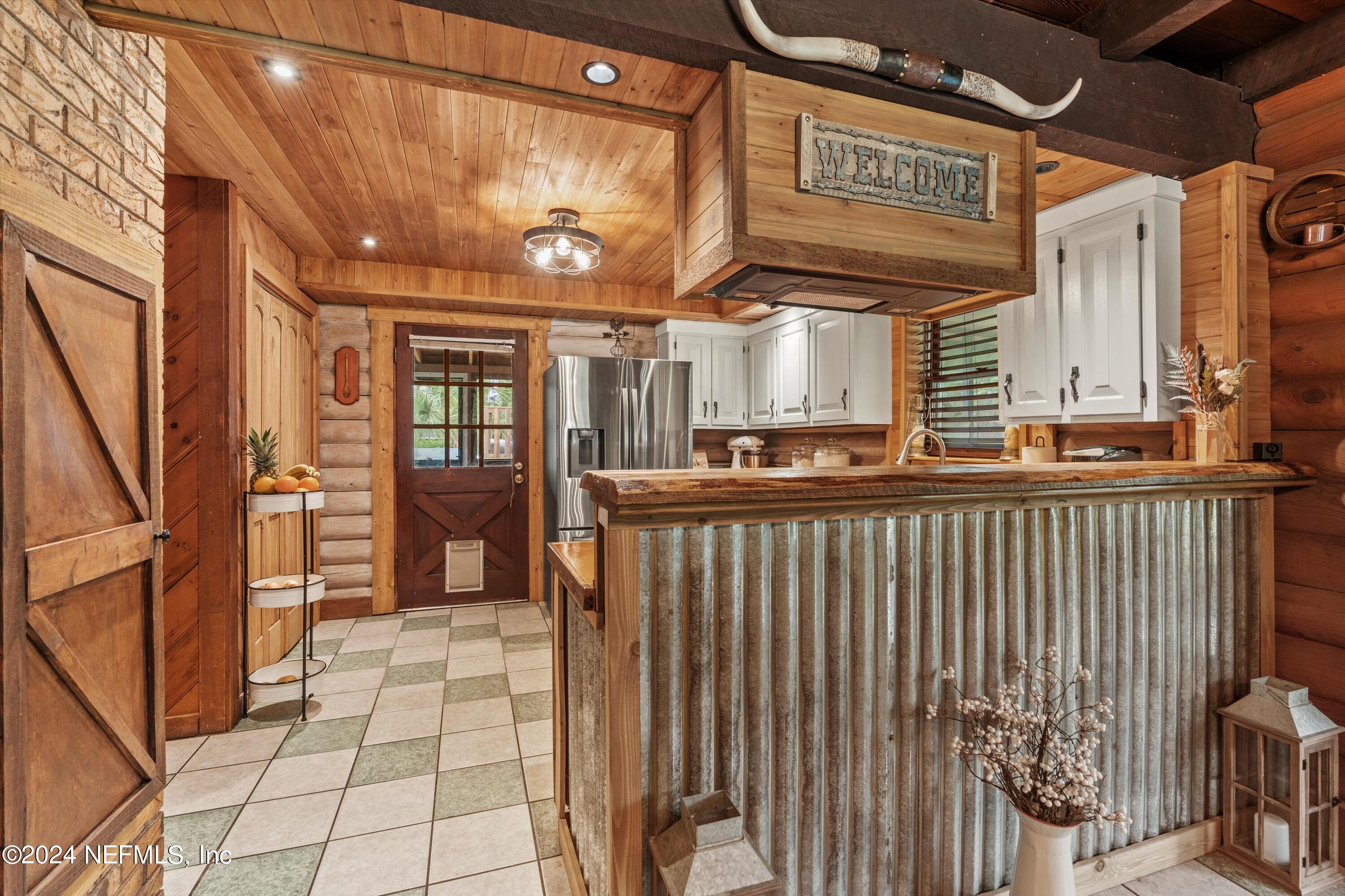 104 Wippletree Road Palatka, FL 32177 - Photo 13 of 37 13-Kitchen