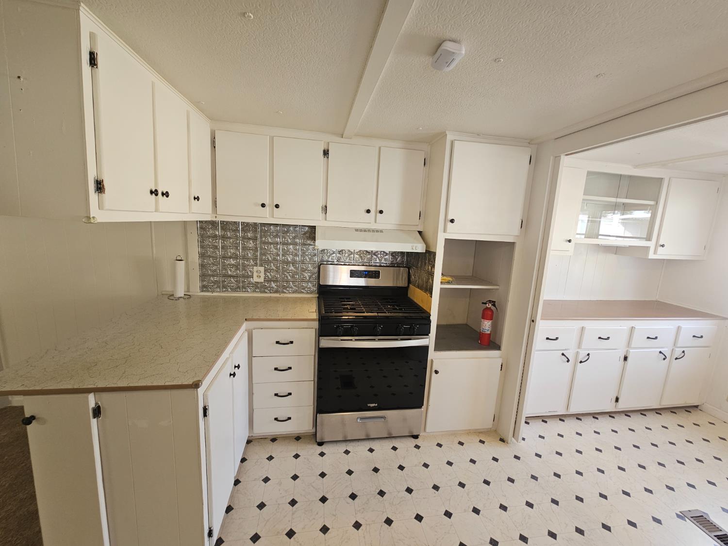 9060 Auburn Folsom Road, Unit 9 Granite Bay, CA 95746 - Photo 3 of 18