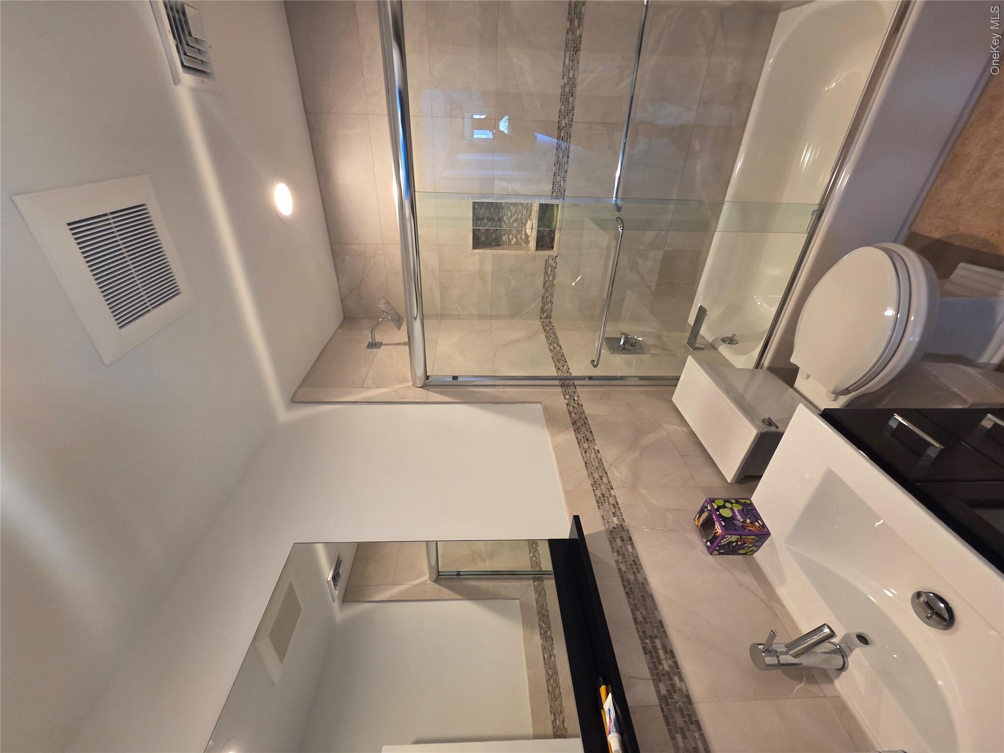 75 Yacht Club Road Babylon, NY 11702 - Photo 28 of 50 Gallery Image 28