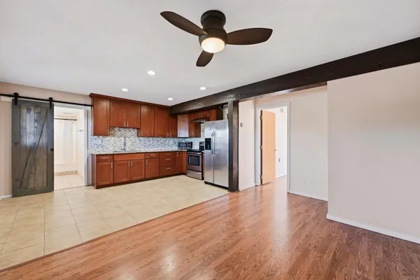 $1,900 | 1031 Country Club Drive, Escondido, CA 92029