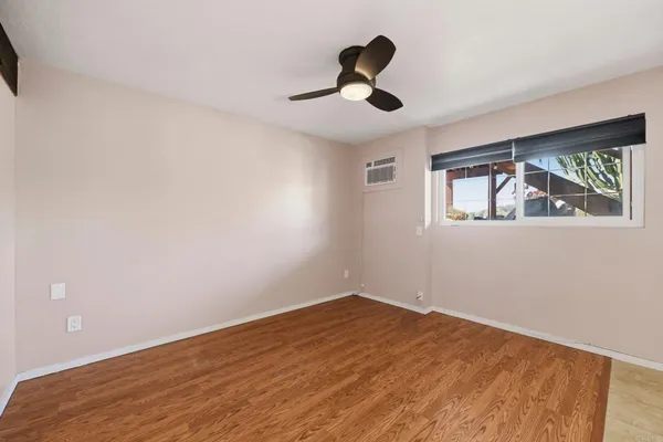 $1,900 | 1031 Country Club Drive, Escondido, CA 92029