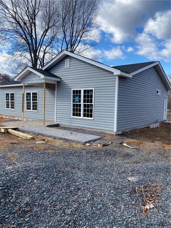 861 Friendly Road Eden, NC 27288 - Photo 2 of 13 Gallery Image 2