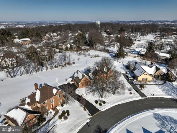 $775,000 | 1021 Steeplechase Drive, Lancaster, PA 17601