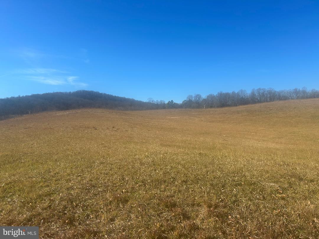 342 South Poes Road Amissville, VA 20106 - Photo 3 of 16 a view of an ocean and mountain