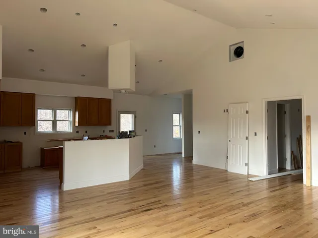 $940,000 | 342 South Poes Road, Amissville, VA 20106