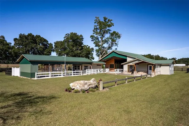 $950,000 | 20221 Southwest 5th Place, Dunnellon, FL 34431