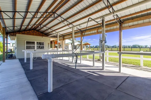 $950,000 | 20221 Southwest 5th Place, Dunnellon, FL 34431