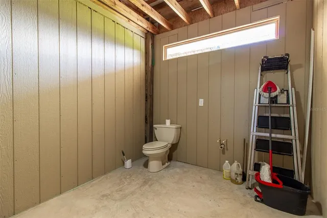 $950,000 | 20221 Southwest 5th Place, Dunnellon, FL 34431