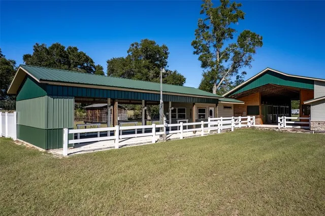 $950,000 | 20221 Southwest 5th Place, Dunnellon, FL 34431