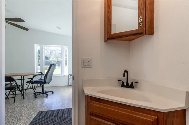 $950,000 | 20221 Southwest 5th Place, Dunnellon, FL 34431