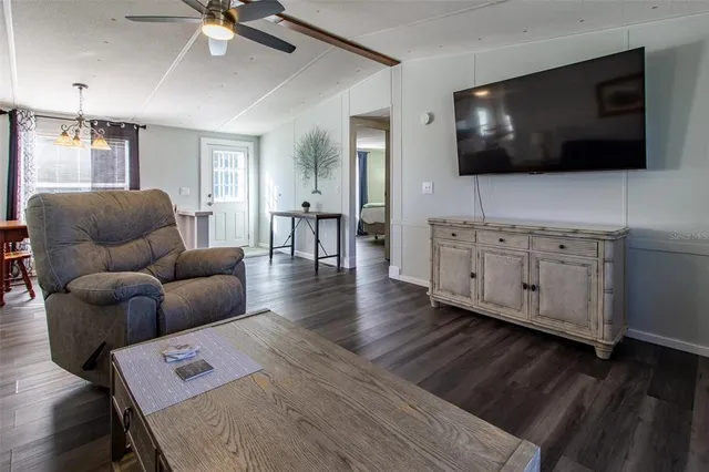 $950,000 | 20221 Southwest 5th Place, Dunnellon, FL 34431