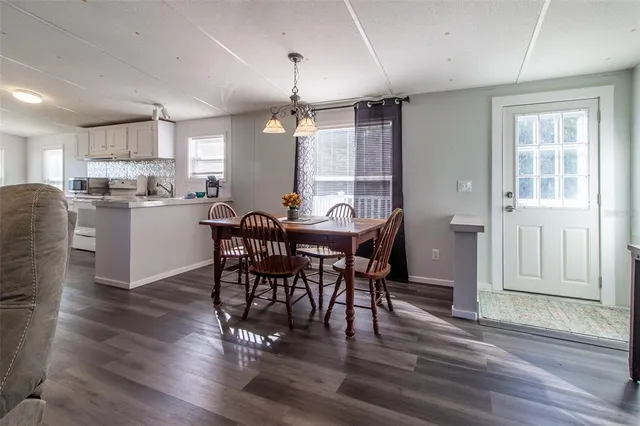 $950,000 | 20221 Southwest 5th Place, Dunnellon, FL 34431