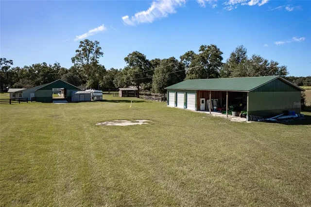 $950,000 | 20221 Southwest 5th Place, Dunnellon, FL 34431