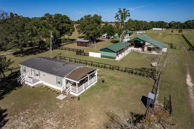 $950,000 | 20221 Southwest 5th Place, Dunnellon, FL 34431