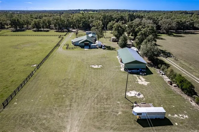 $950,000 | 20221 Southwest 5th Place, Dunnellon, FL 34431