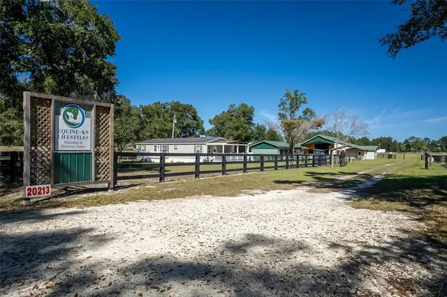 $950,000 | 20221 Southwest 5th Place, Dunnellon, FL 34431