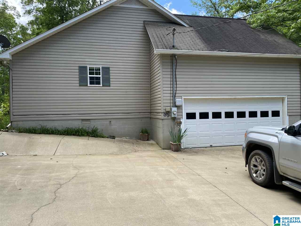 722 Robinson Road Gallant, AL 35972 - Photo 4 of 31