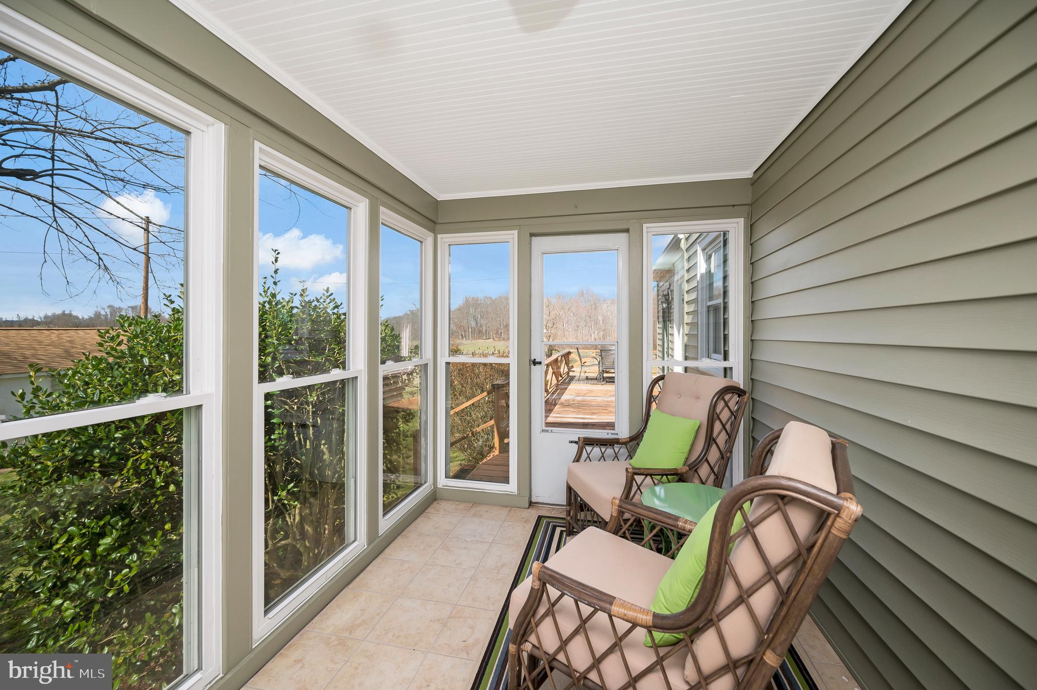 12195 Montford Road Orange, VA 22960 - Photo 28 of 39 Imagine sipping your favorite beverage here.
