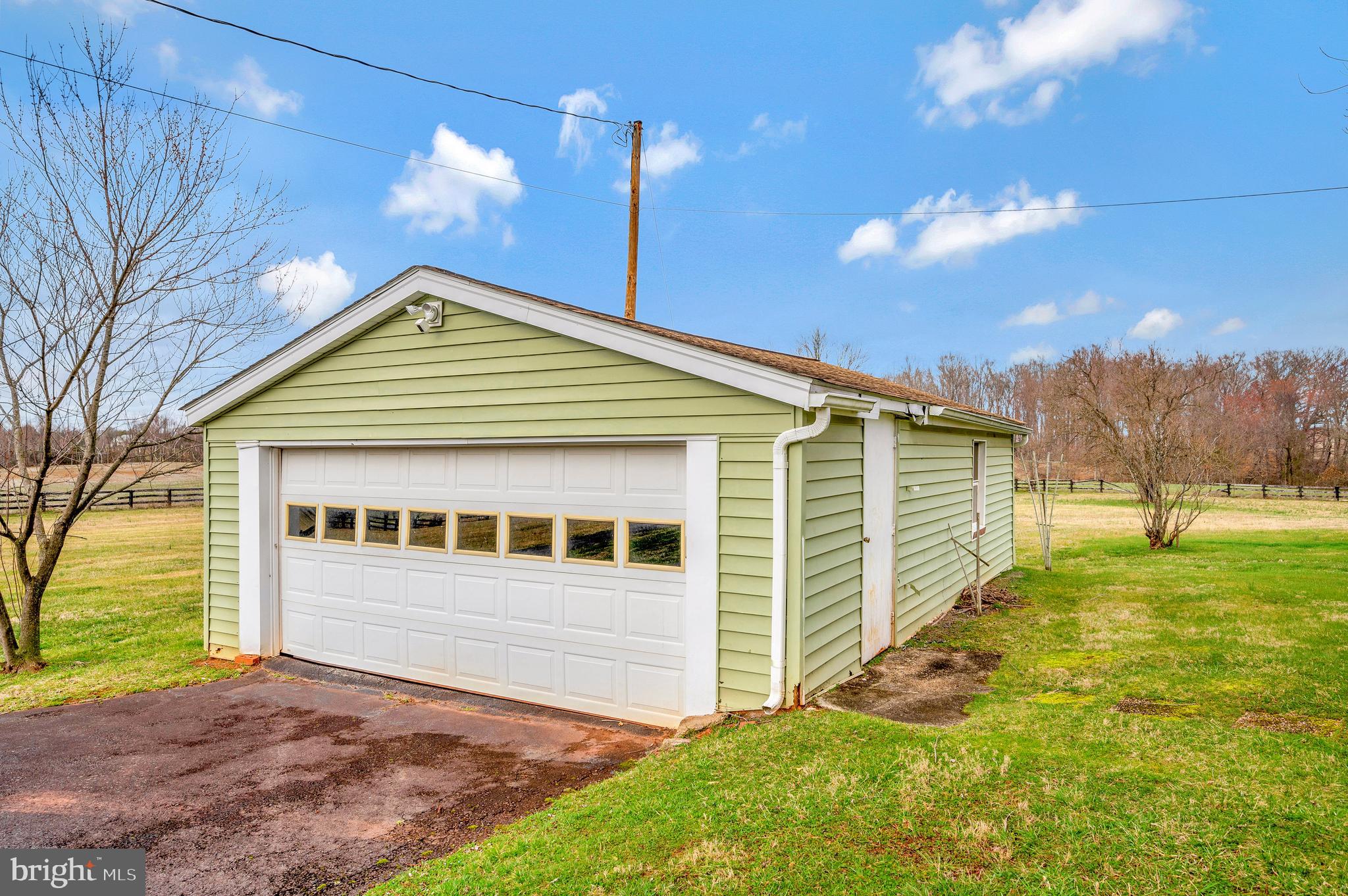 12195 Montford Road Orange, VA 22960 - Photo 36 of 39 Garage