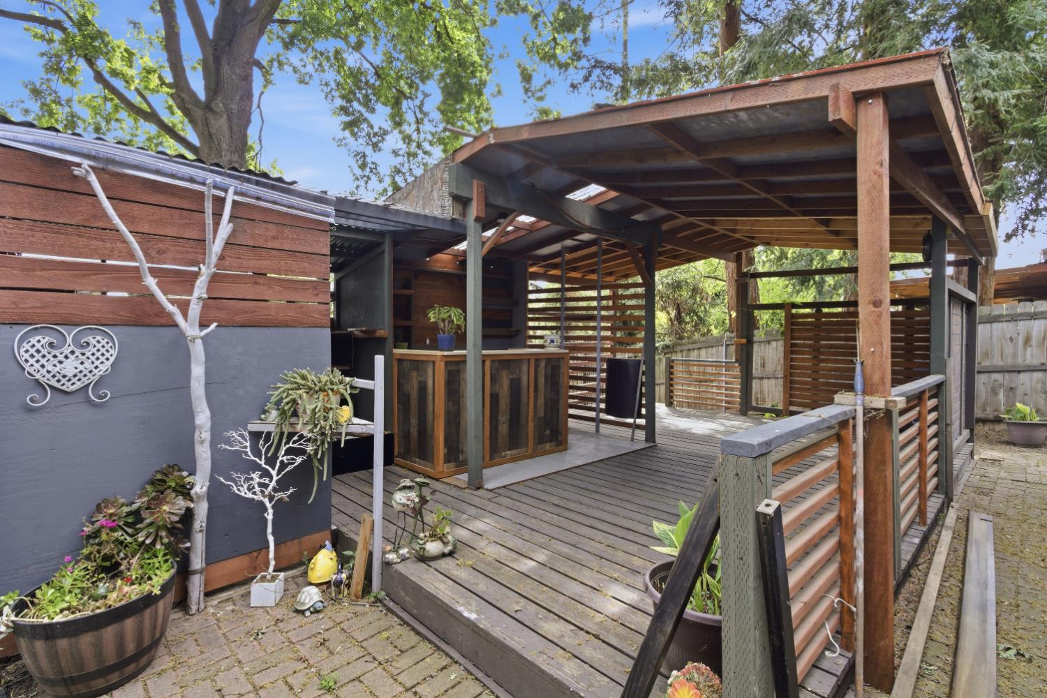 5262 Flagstone Street Carmichael, CA 95608 - Photo 23 of 31 a view of an outdoor sitting area with wooden walls