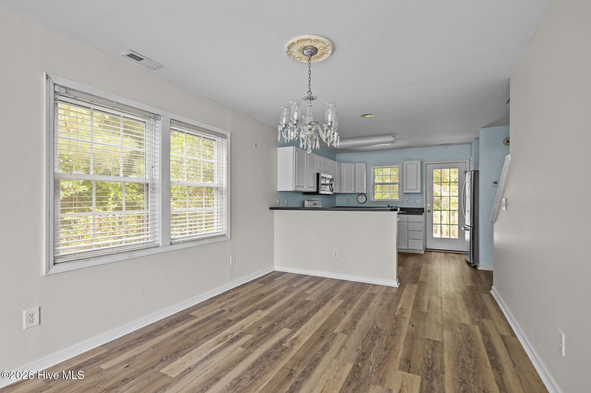 4513 Country Club Road Morehead City, NC 28557 - Photo 4 of 8