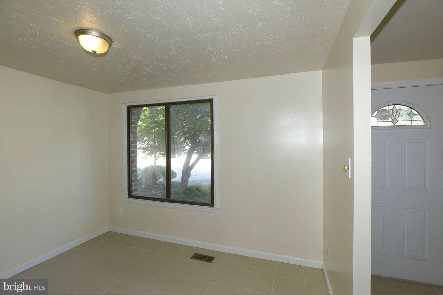 8902 Footed Ridge Columbia, MD 21045 - Photo 7 of 20 Dining Room