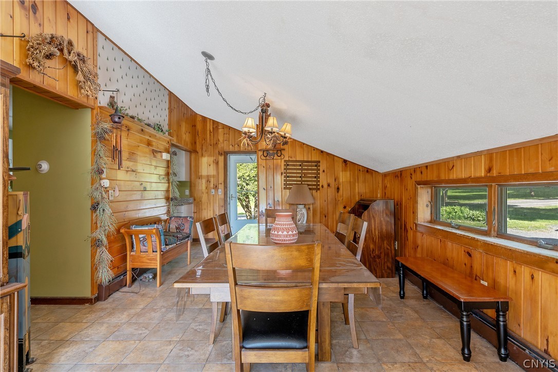 436 Albion Cross Road Pulaski, NY 13142 - Photo 8 of 49