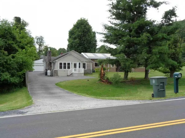 $234,900 | 1036 Cummings Street, Abingdon, VA 24211