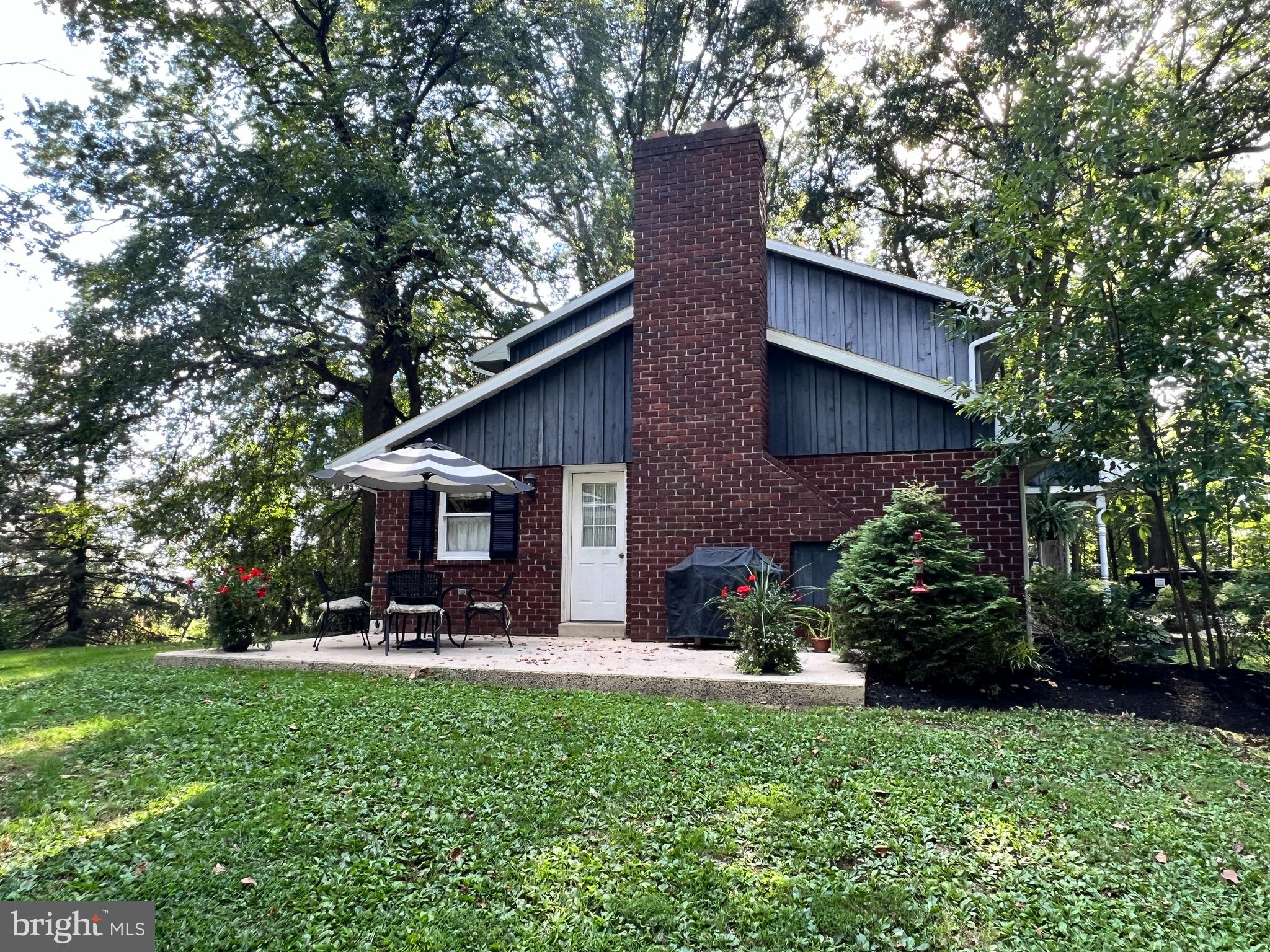 1105 Cider Press Road Manheim, PA 17545 - Photo 4 of 66 Gallery Image 4