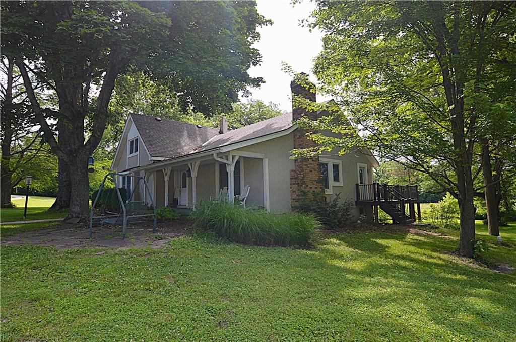 13905 Leavenworth Road Basehor, KS 66007 - Photo 26 of 39