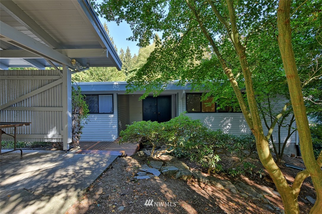 19401 Winesap Road Bothell, WA 98012 - Photo 2 of 24