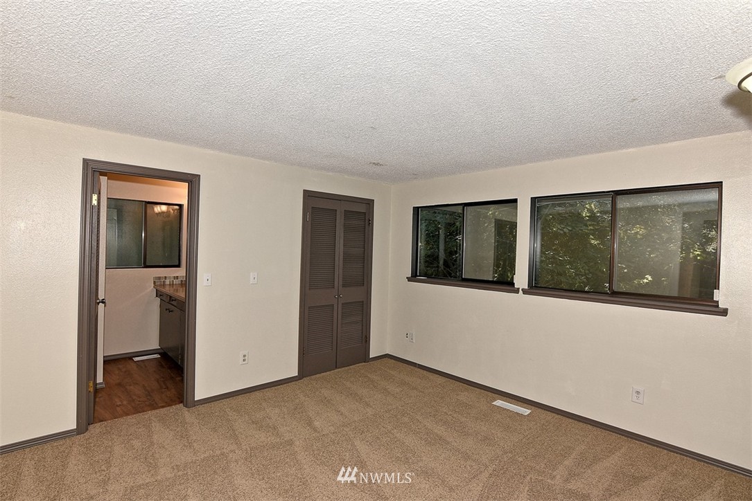 19401 Winesap Road Bothell, WA 98012 - Photo 14 of 24