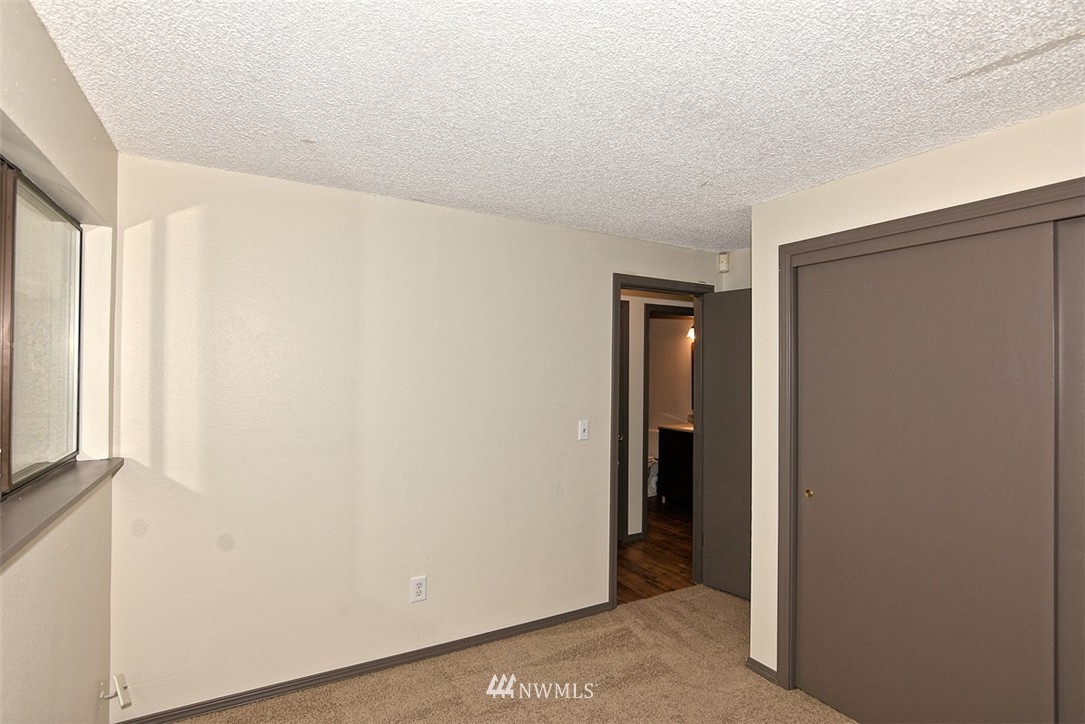 19401 Winesap Road Bothell, WA 98012 - Photo 16 of 24