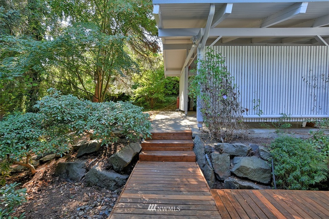 19401 Winesap Road Bothell, WA 98012 - Photo 3 of 24