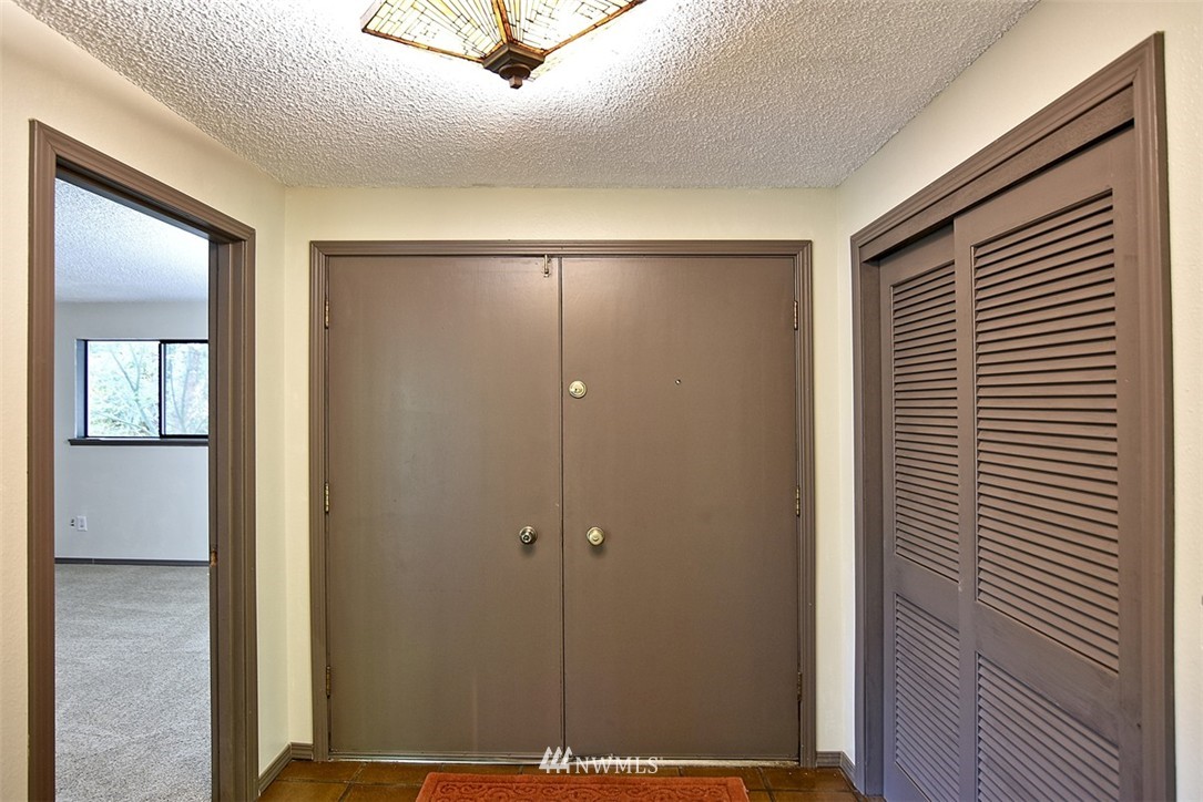 19401 Winesap Road Bothell, WA 98012 - Photo 5 of 24