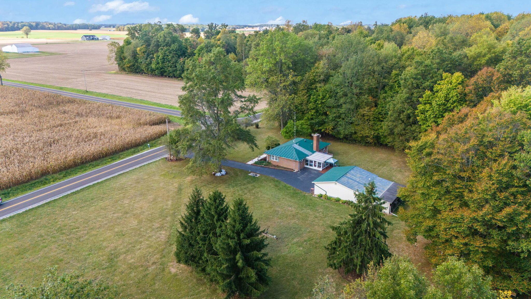 6073 Wickham Road Sycamore, OH 44882 - Photo 35 of 55 41-web-or-mls-DJI_20240925113730_0225_D