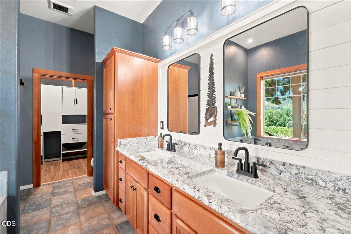 106 Green Valley Road Oakland, OR 97462 - Photo 24 of 52