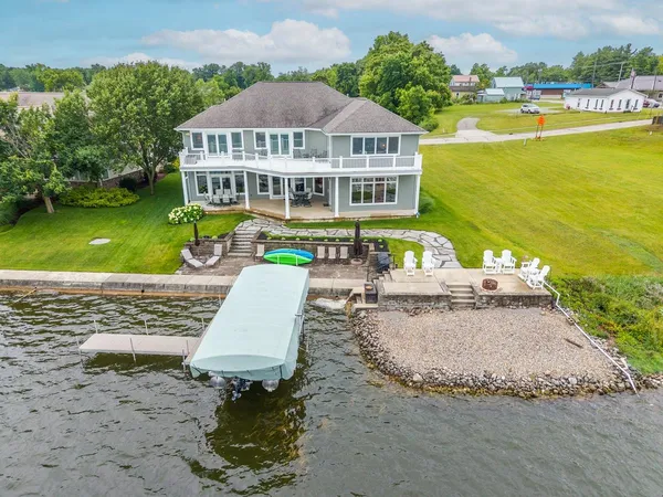 $1,175,000 | 110 Sylvan Point, Rome City, IN 46784