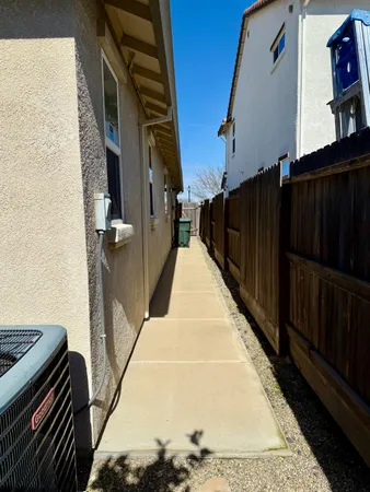 $759,000 | 962 Orange Blossom Avenue, Manteca, CA 95337