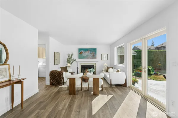 $1,000,000 | 1132 Crawford Road, Lynnwood, WA 98036