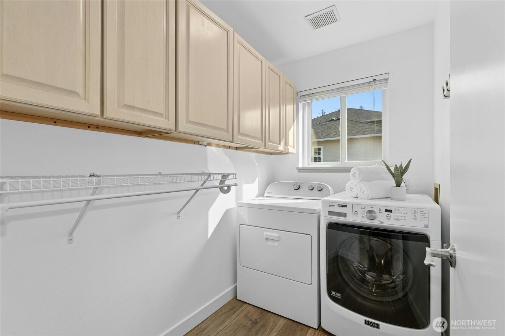 1132 Crawford Road Lynnwood, WA 98036 - Photo 17 of 40