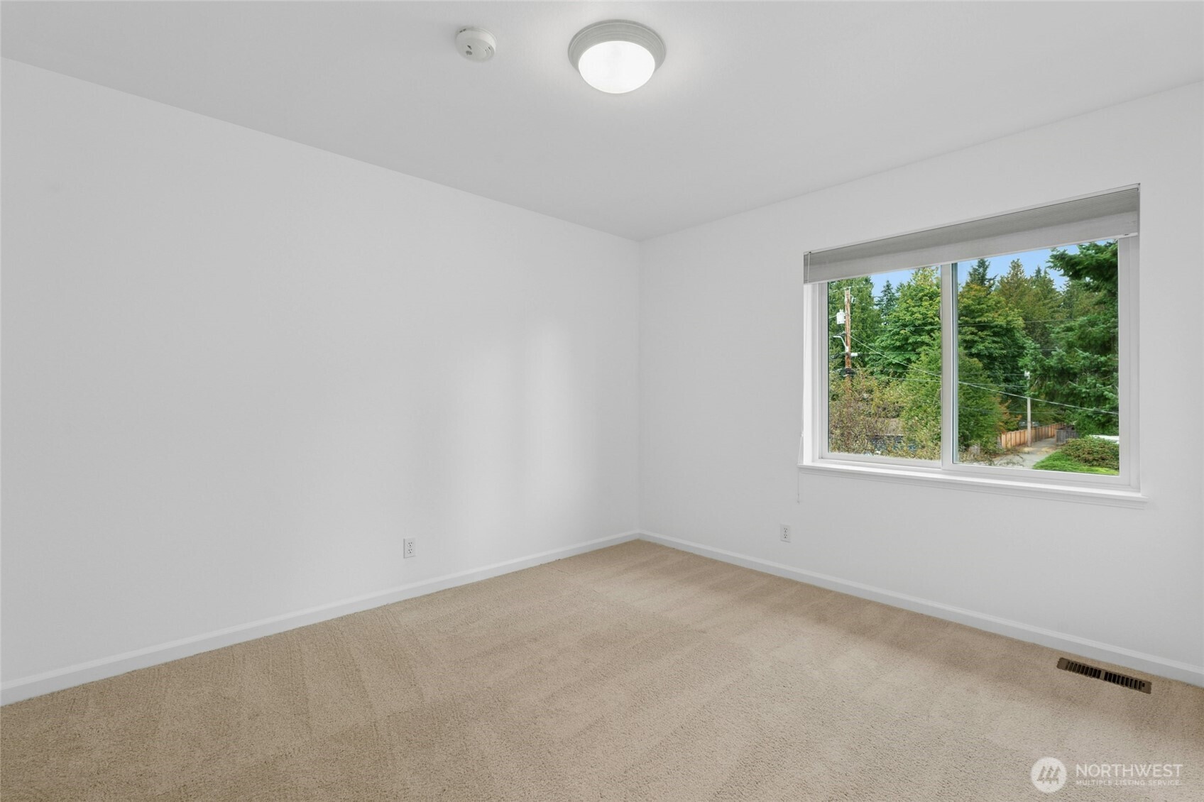 1132 Crawford Road Lynnwood, WA 98036 - Photo 25 of 40